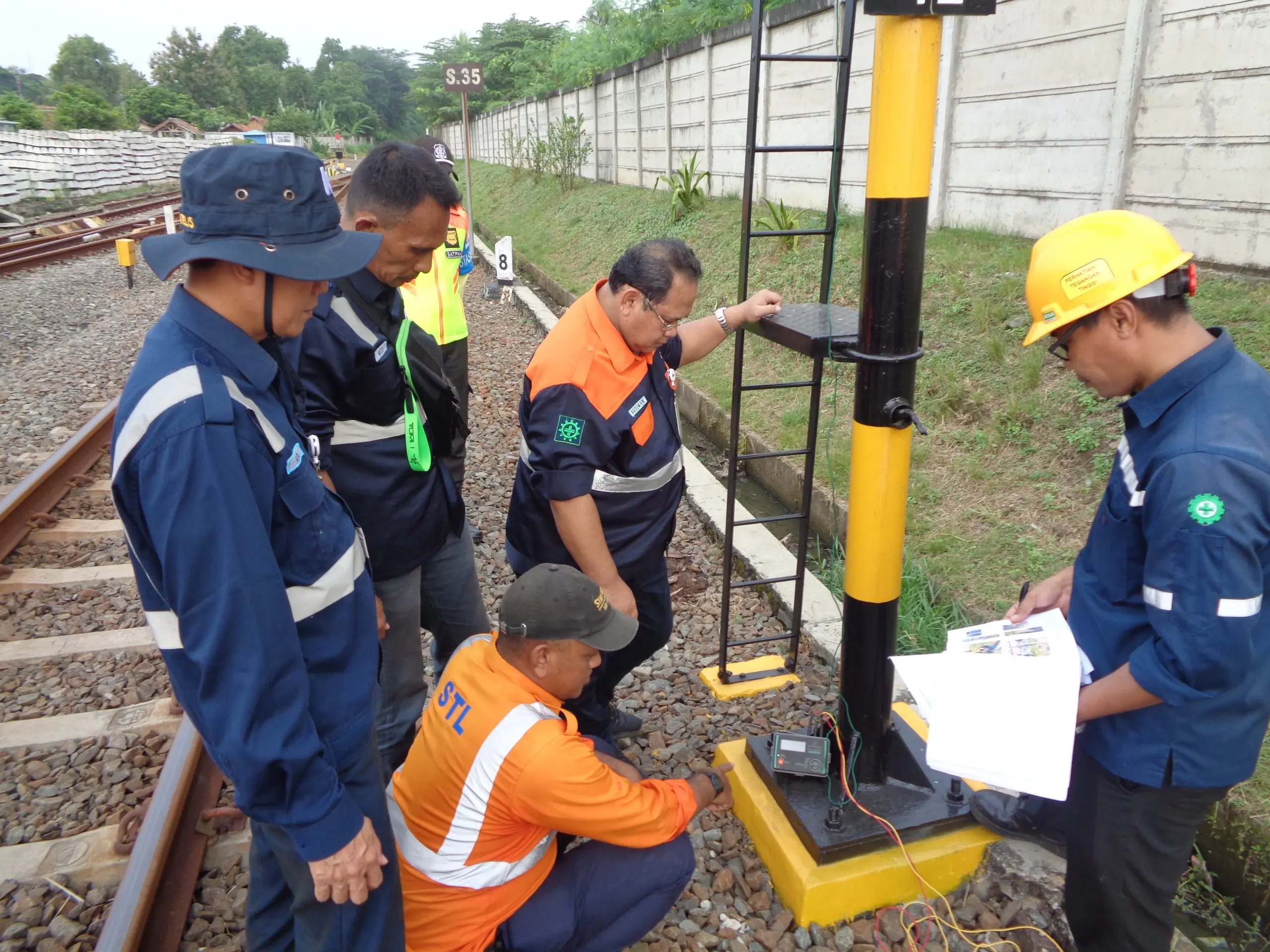 Pengecekan Grounding Bersama